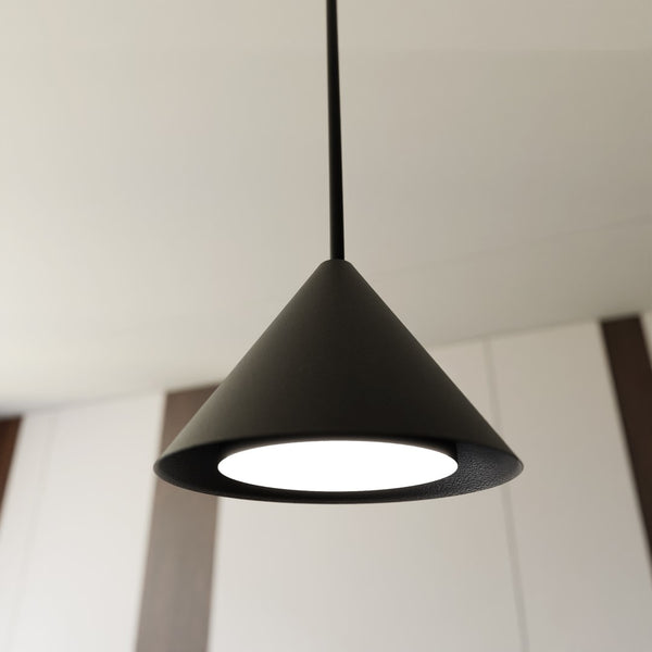 ELIT 4 BLACK