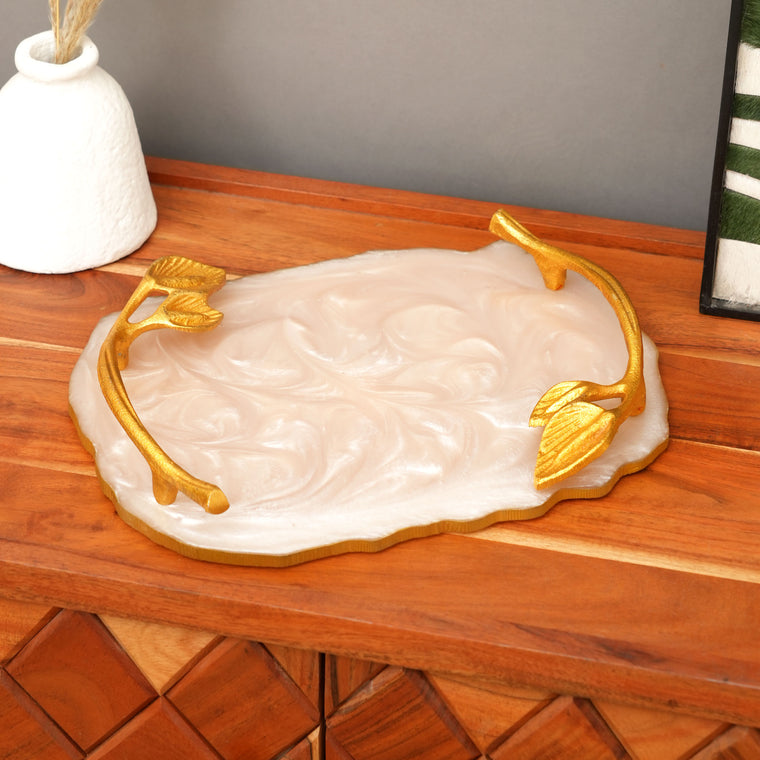 Plateau de service feuille avec poignée en marbre de luxe | Accents dorés