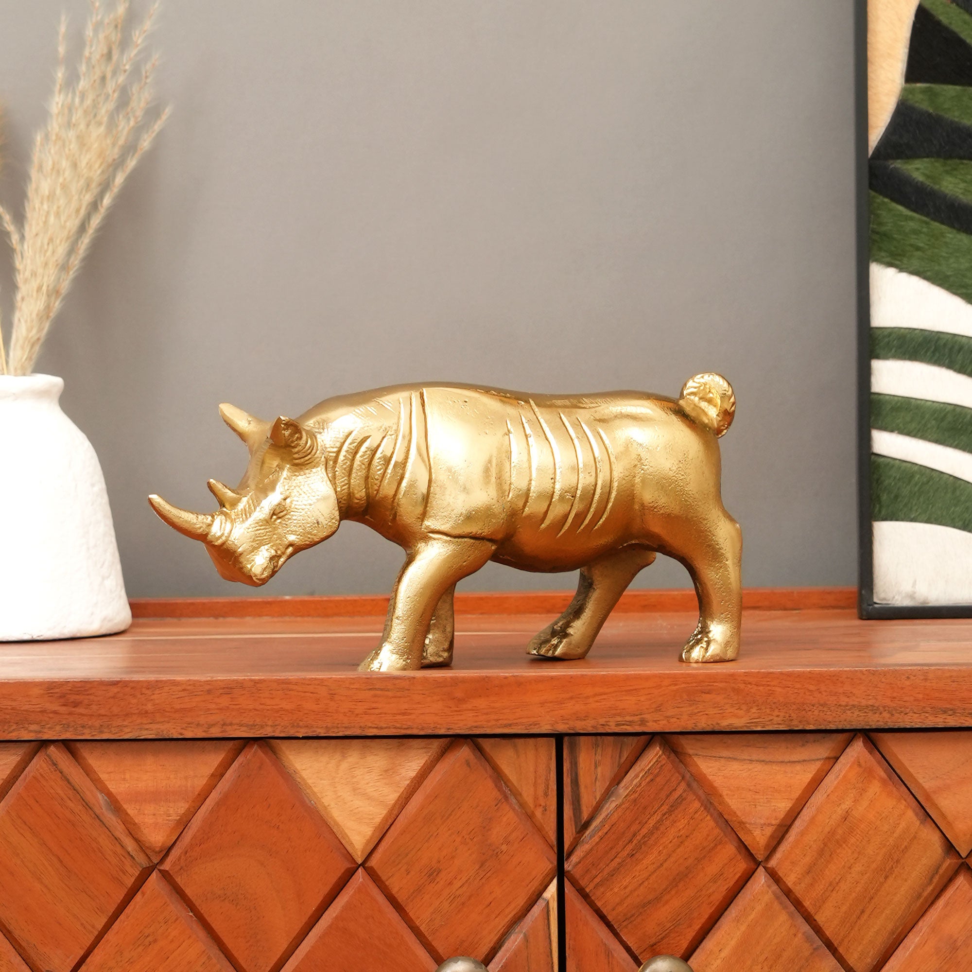 Figurine de rhinocéros de luxe | Décoration intérieure en aluminium fabriquée à la main | Doré