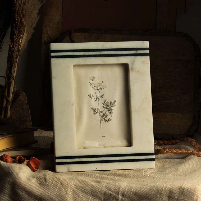 Rhaenyra Marble Picture Frame 5x7 - Premium Natural Stone Photo Display for Home & Office Decor