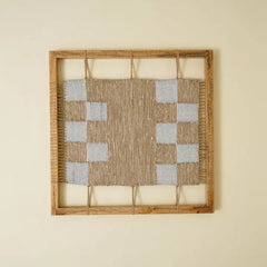"Décoration murale en chanvre et bois d'acacia quadrillés – Accent décoratif texturé naturel"