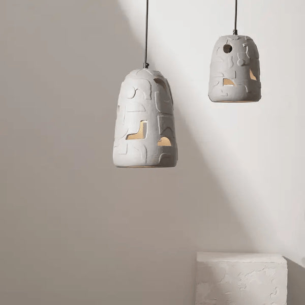 Suspension Petros – Luminaire suspendu artisanal en papier mâché gris moderne