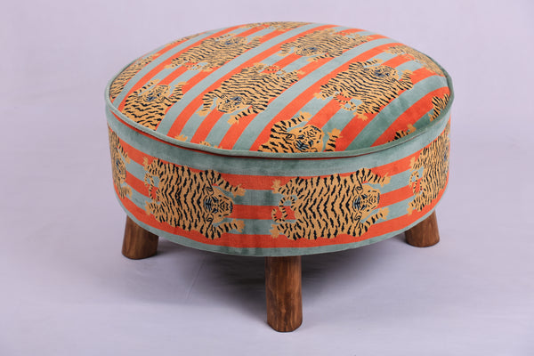 Katoenen ronde voetenbank met houten poten - Tijgerprint - 60 cm