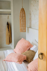 La housse de coussin Oh My Gee - Rose saumon - 60x60