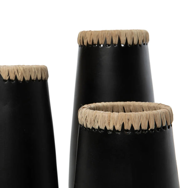 Le vase furtif - Noir naturel - L