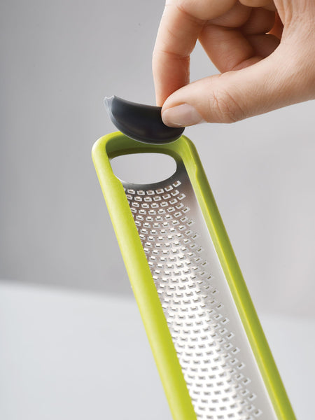 Râpe Handi-Zest avec accessoire de nettoyage