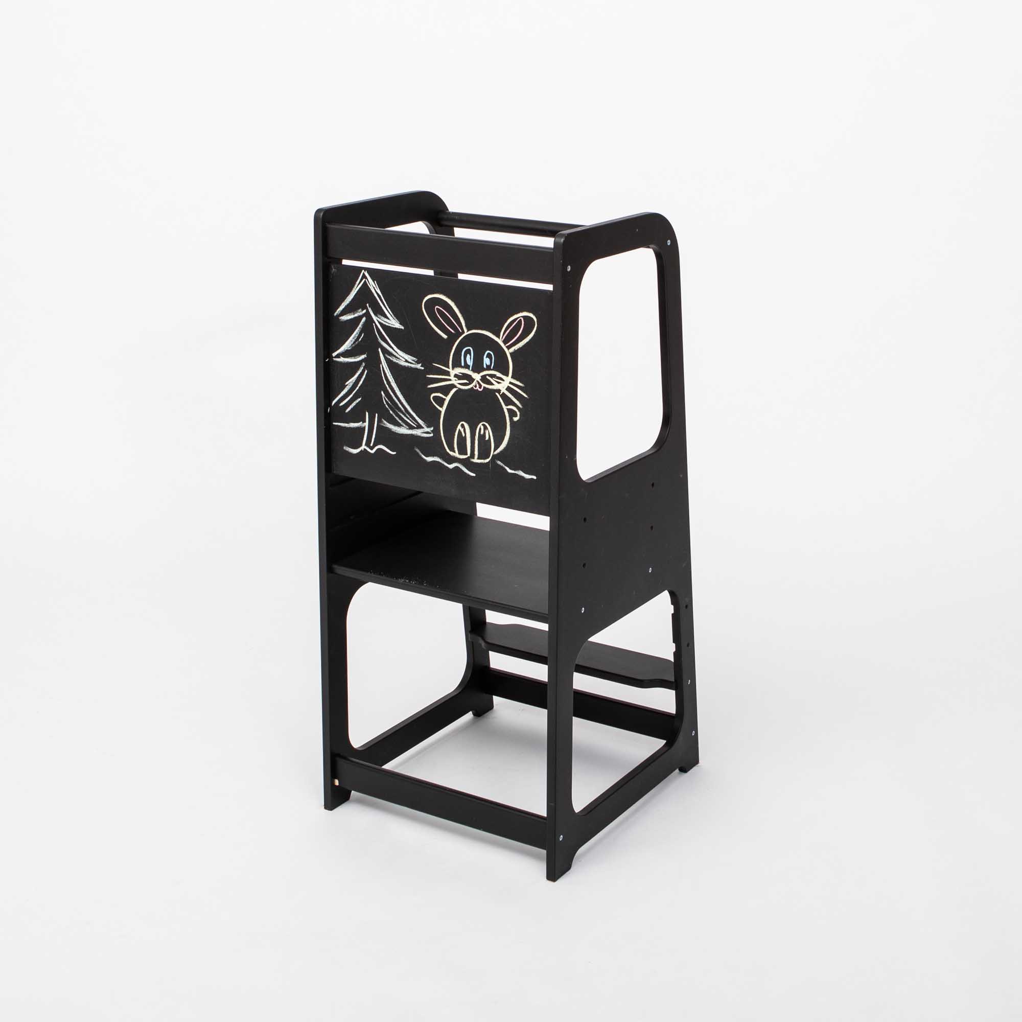 Learning tower met krijtbord