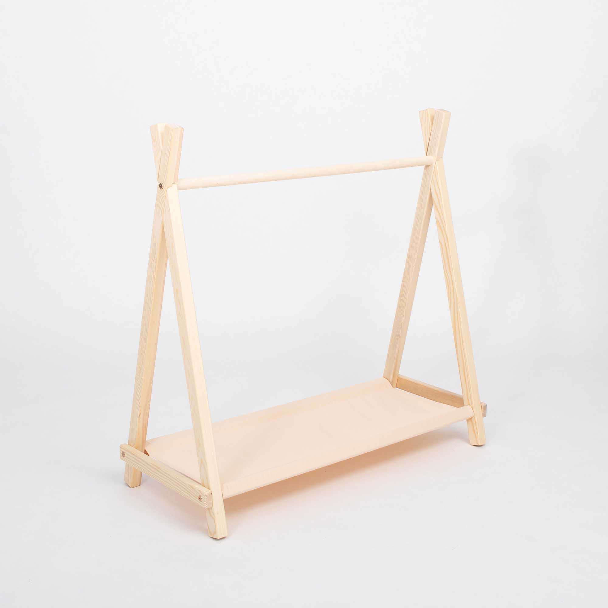 Children's clothing rack with storage space