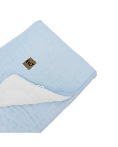 Couverture matelassée en mousseline de fourrure bleue