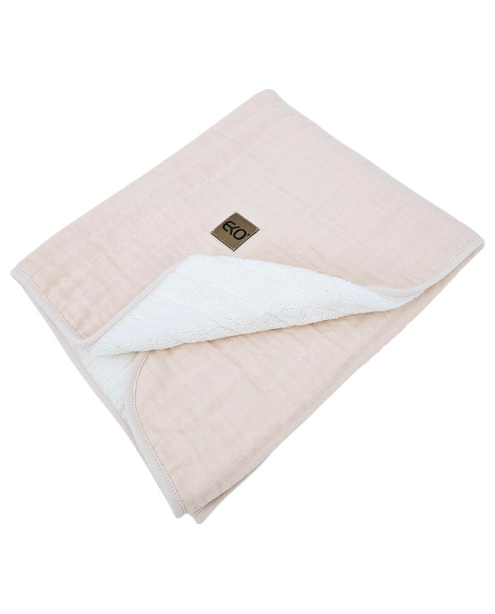 Couverture matelassée en mousseline fourrure ROSE POUDRE