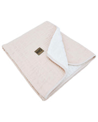 Couverture matelassée en mousseline fourrure ROSE POUDRE