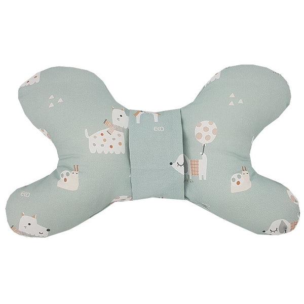 Butterfly-shaped pillow for dogs