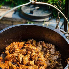 Dutch Oven Roasting Pan Cast Iron 8 Liters