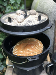 Dutch Oven Roasting Pan Cast Iron 8 Liters