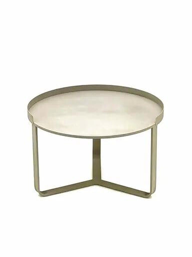 TABLE BASSE EN MÉTAL
