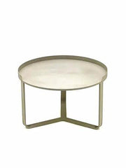 TABLE BASSE EN MÉTAL