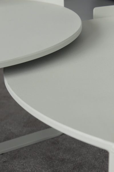 TABLE BASSE EN MÉTAL